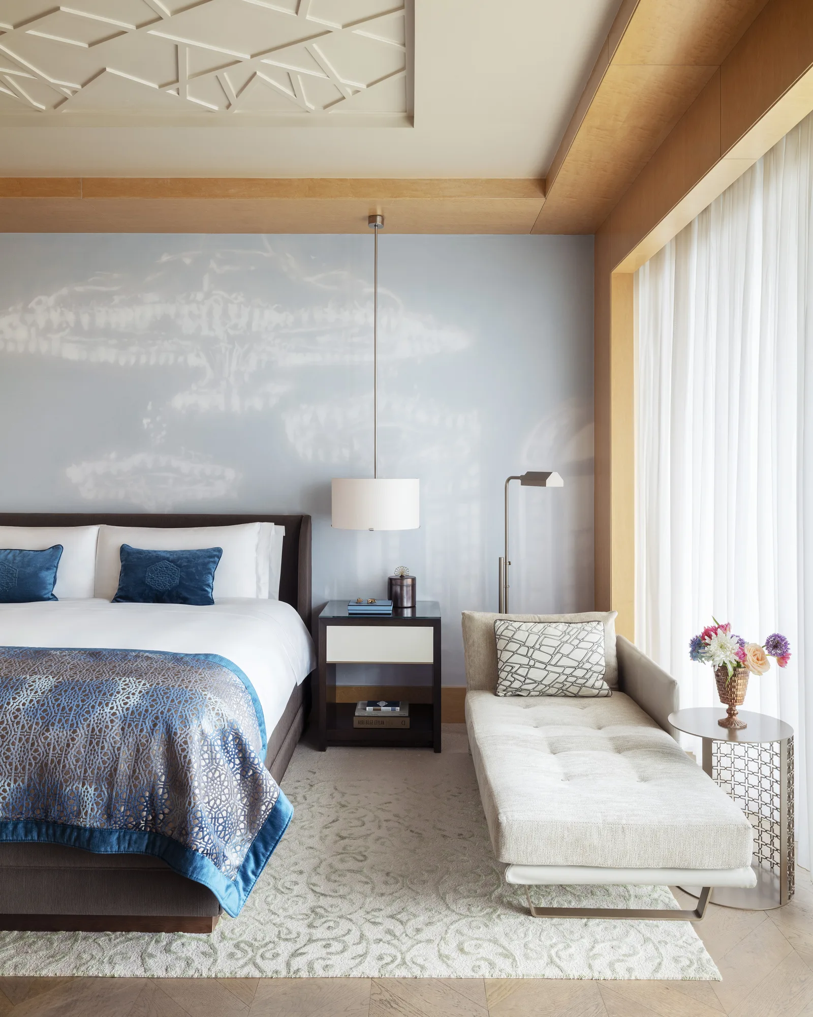Deluxe Room & Junior Suite Lifestyle at Raffles Istanbul